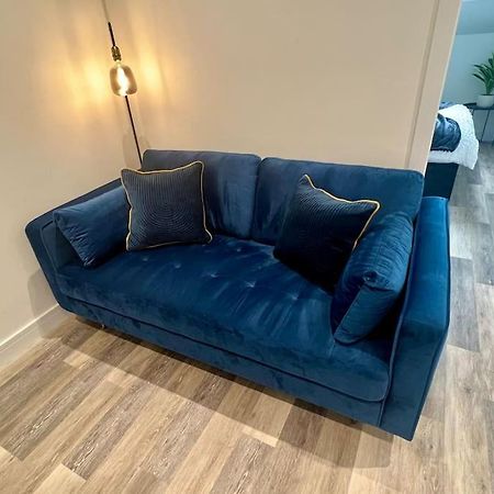 New 2 Bed Preston City Centre Flat - Sleeps 4 Экстерьер фото