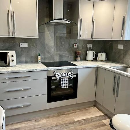 New 2 Bed Preston City Centre Flat - Sleeps 4 Экстерьер фото